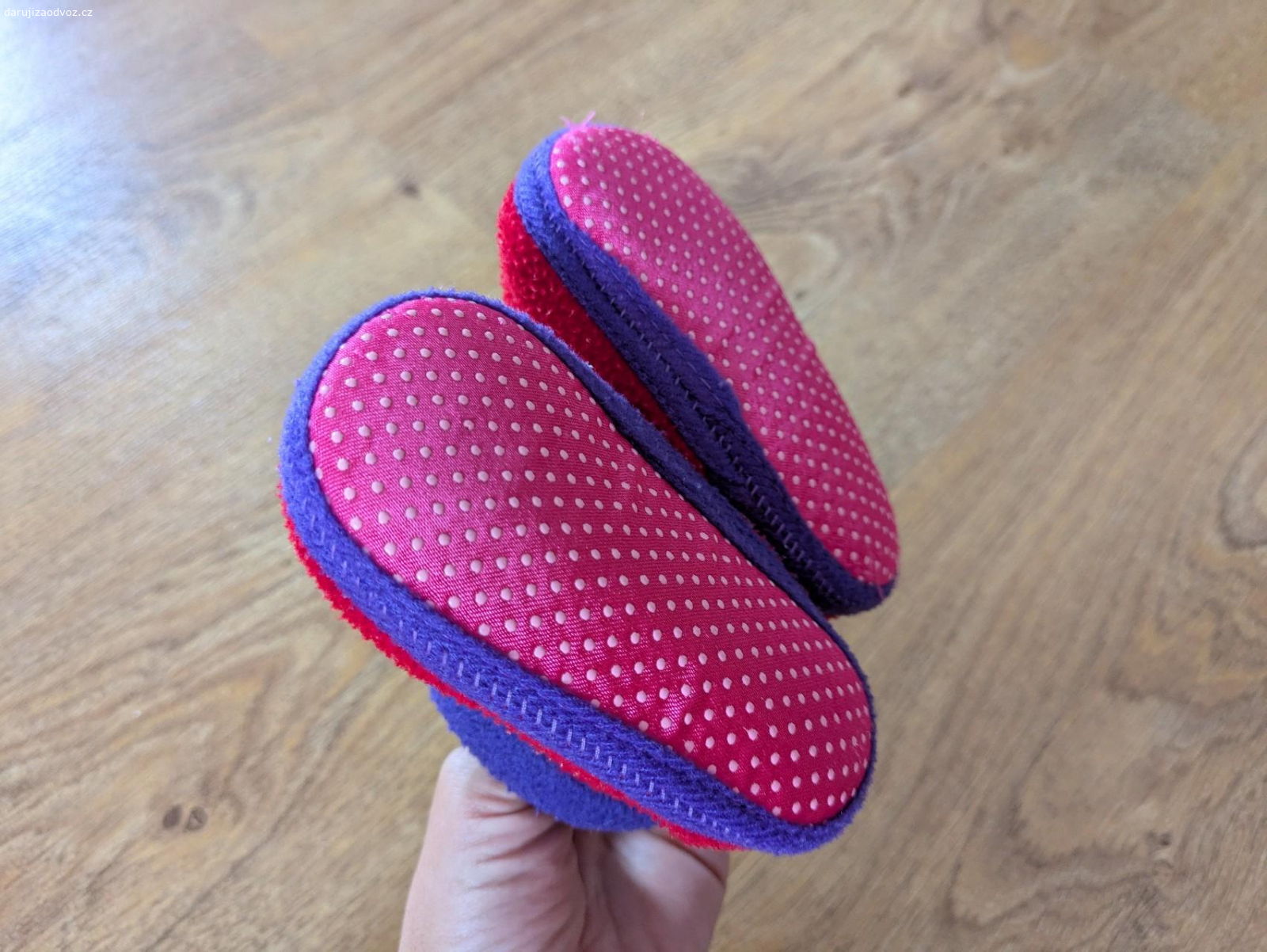 Papučky Capáčky SOXO. Darujem za odvoz detské papučky. Dobrý stav. Dĺžka stielky 11 cm.