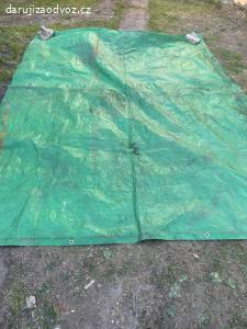Plachta - 2,8 x 3,7 m - ZA ODVOZ!