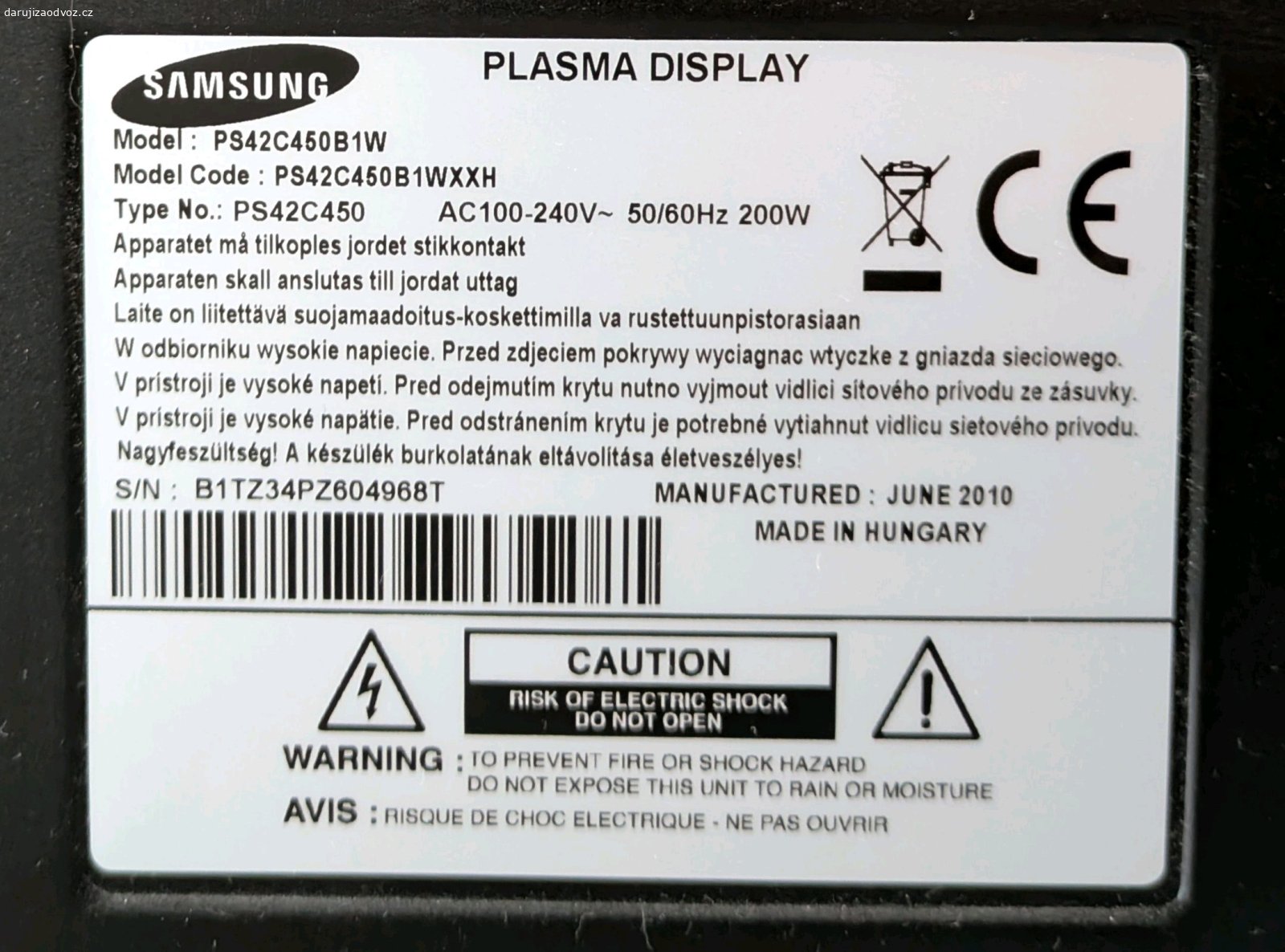 Plasmová televize Samsung. Stará plasma TV 1024x768, úhlopříčka 107cm (42"), funkční, s ovladačem (potřeboval by nové baterky), připojení přes HDMI, VGA, USB, nebo na set top box, rok 2010, obraz nic moc. HDMI kabel není součástí.