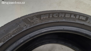 Pneu Michelin letni 235/45 R17