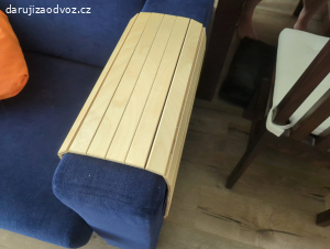 Podložka na opěradlo gauče
