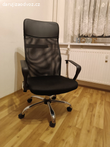 kancelářské křeslo