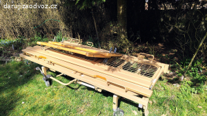 polohovací postel manuální