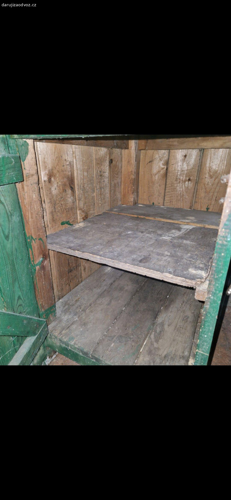 ponk do dílny/ garáže. Daruji dřevěný ponk oplechovaný ze zhora.
