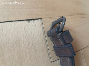 4x kožené popruhy + 2x látkové