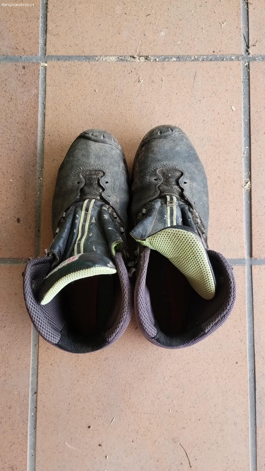 pracovní boty. vel.45,ocelová špička