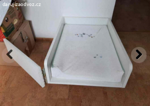 Přebalovací pult + podložka IKEA Vadra