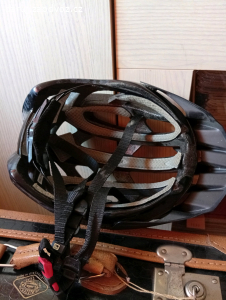 Přilba 55-58 cm