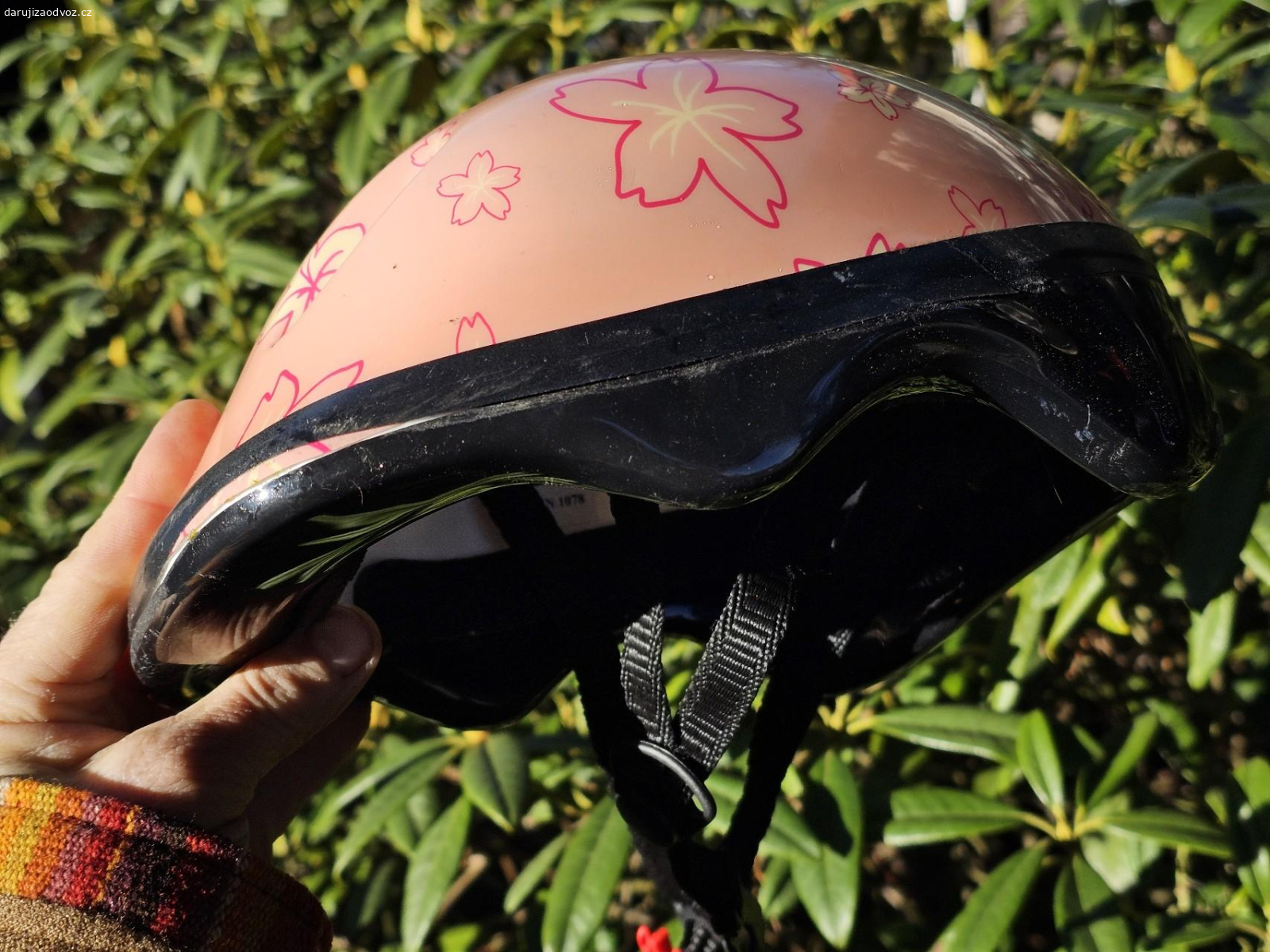 Přilba na kolo pro nejmenší.. Nutno si přijet.
