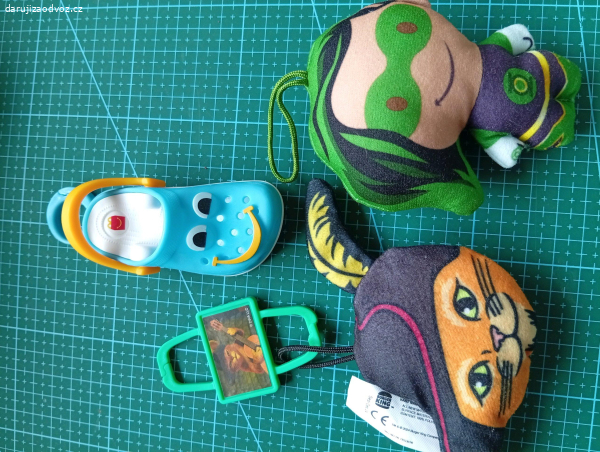 Přívěsky na batoh