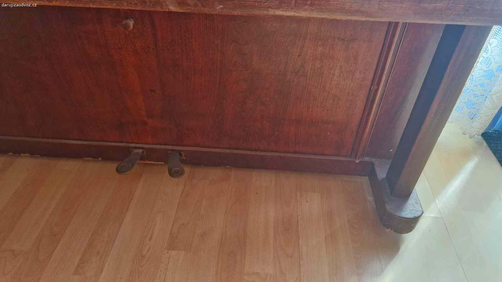 Daruji za odvoz pianino, ale neladí. Daruji za odvoz pianino, spíš jako dekorace nebo na díly, oprava se nevyplatí. Chvátám...
Příbraz