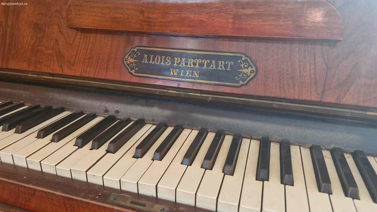 Daruji za odvoz pianino, ale neladí. Daruji za odvoz pianino, spíš jako dekorace nebo na díly, oprava se nevyplatí. Chvátám...
Příbraz