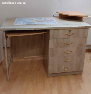 Psací stůl