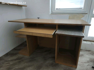 psací stůl