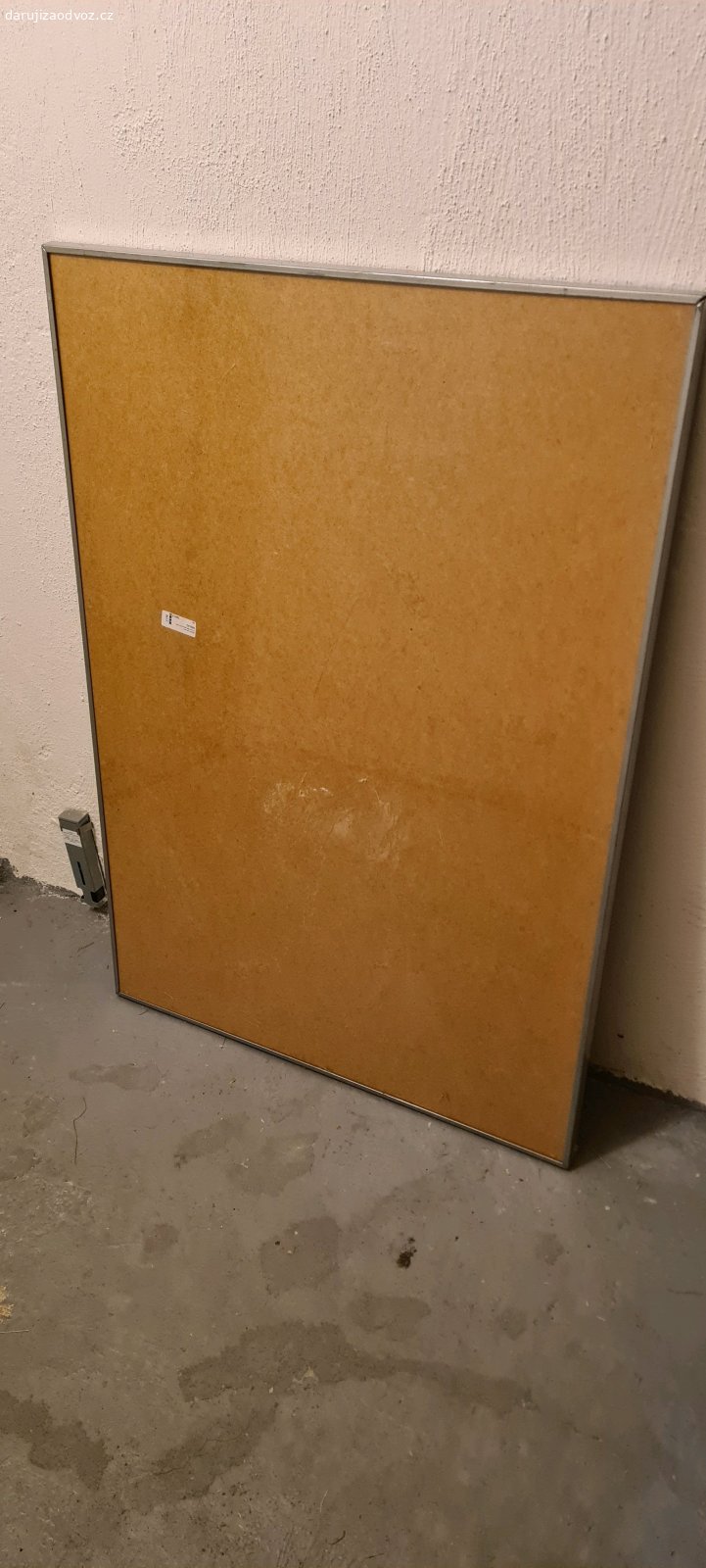 Rám obrazu RESLIG IKEA. Používaný, zachovalý. 

Jen osobní předání Ostrava Hrabůvka.