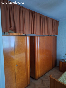 Retro ložnicový nábytek za odvoz