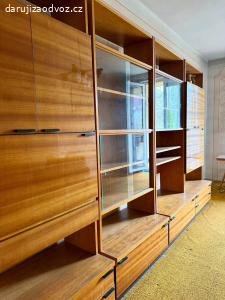 Retro obývací stěna