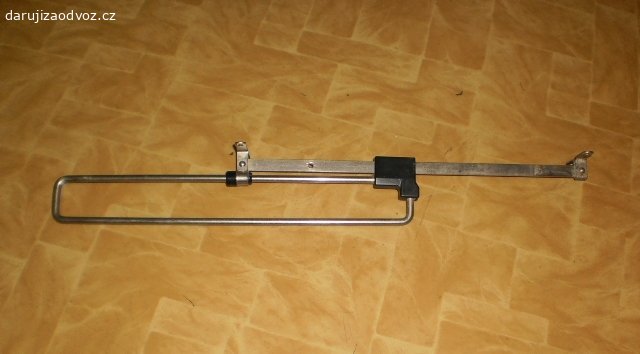 RETRO VYSOUVACÍ VĚŠÁK. Délka: 30 cm bez vytažení.

Reaguji pouze na SMS, do které mi napište DEN a ČAS vyzvednutí. Upřednostním zájemce, který si věc vyzvedne co nejdříve.
