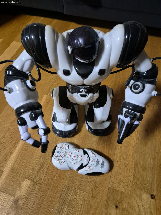 Robot na dalkove ovladani
