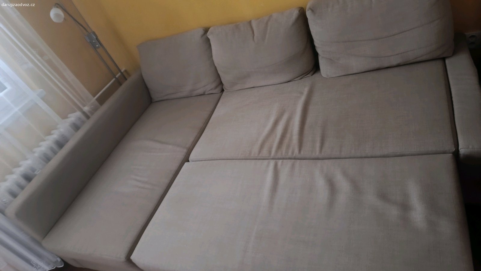 Rohová sedačka s úložným prostorem. 230x150cm, rohová sedací souprava, pratelné povlaky na polštářích, úložný prostor