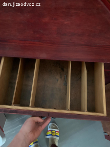 rohová skříňka