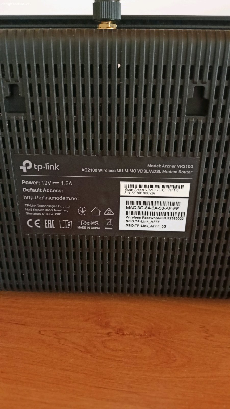 Router TP-Link Archer VR2100. Daruji ADSL/VDSL router je funkční, ale není to co bývávalo. Domů asi nic moc, ale na chatičku ještě poslouží.