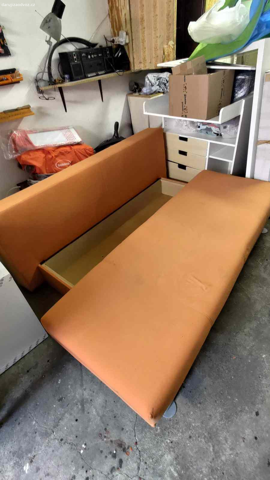 Rozkladaci pohovka. Rozkladaci pohovka 140x200. Daruju za odvoz