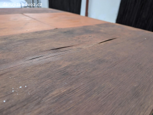 Rozkládací stůl 85x85/134