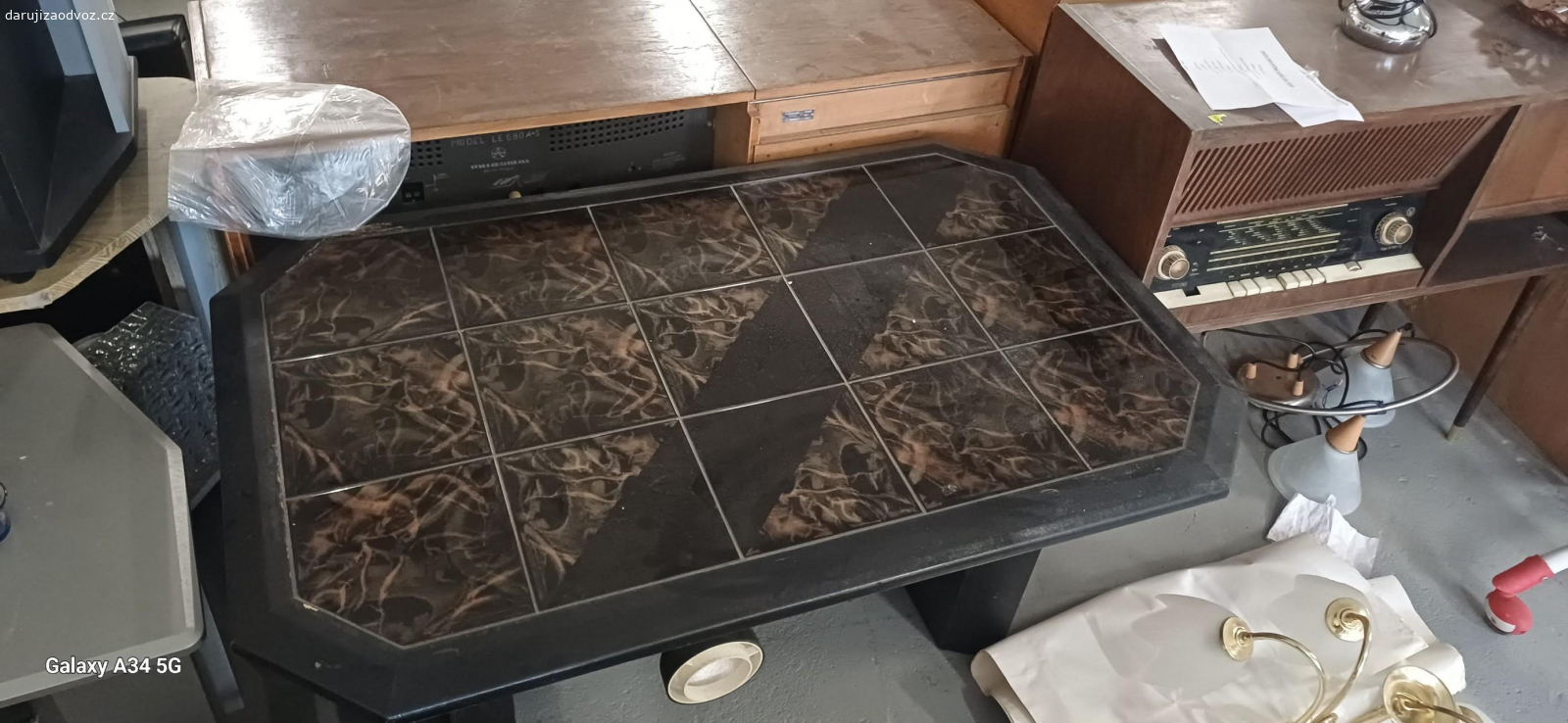 rušení prodejny bazaru. daruji všeho chuť