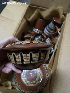 Sada malované keramiky