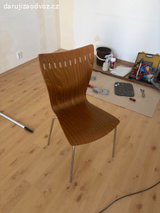 Sada židlí se stolem