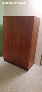 Šatní skříň za odvoz