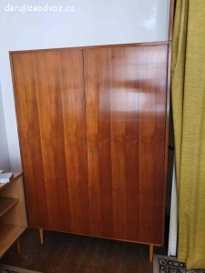 Šatní skříň