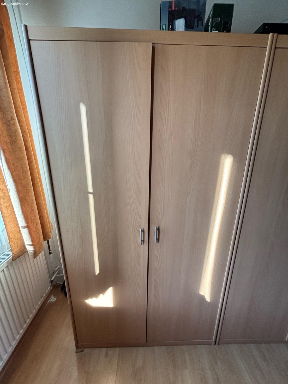 šatní Skříně 2ks. prázdné