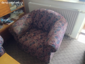 sedačka a dvě kresla