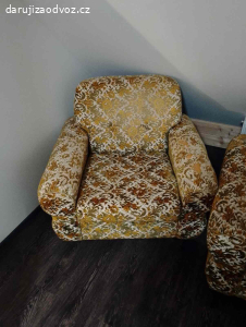 Sedačku křesla a rozkládací křeslo