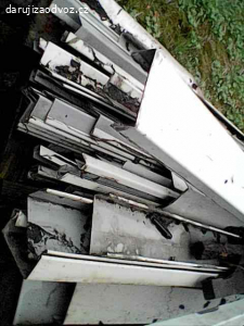 Sendvičový akustický panel