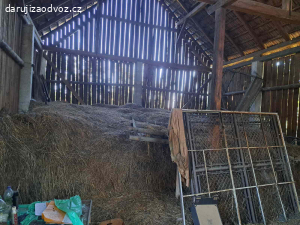 SENO A SLÁMA ZA ODVOZ