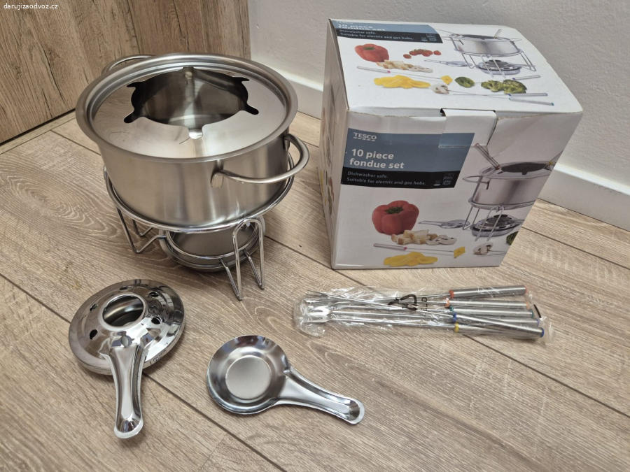 Set na fondue, nepoužitý