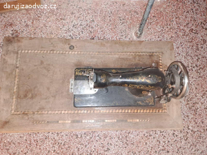 Šicí stroj Singer