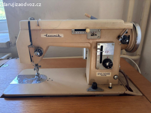 Daruji šicí stroj