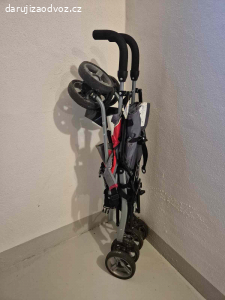 Skládací kočárek 