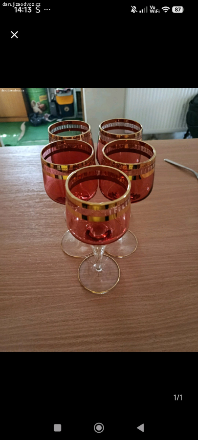 skleničky na víno