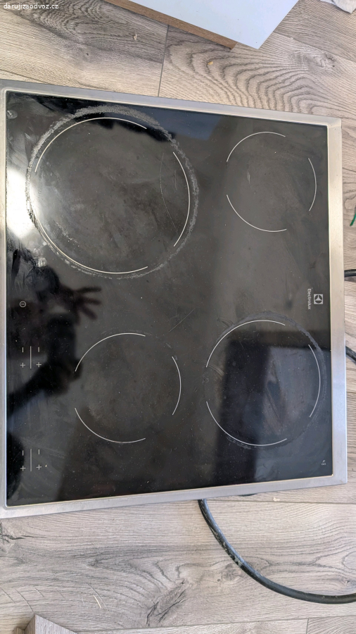 sklokeramická deska Electrolux