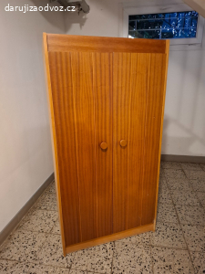 Skříň šatní + nástavec