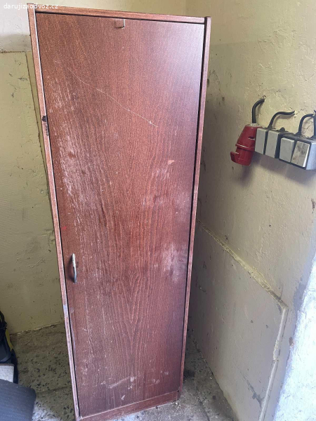 RETRO skříň - ZA ODVOZ! (165 x 50 x 60 cm)