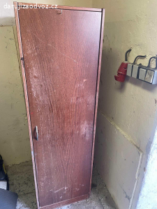 RETRO skříň - ZA ODVOZ! (165 x 50 x 60 cm)