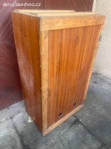 Skříň - ZA ODVOZ! 140 x 54 x 83 cm