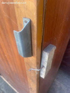 Skříň - ZA ODVOZ! 140 x 54 x 83 cm