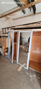 Skříně se zrcadlem zdarma